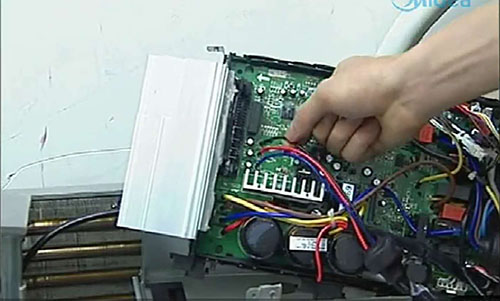 监利美的空调电话是多少